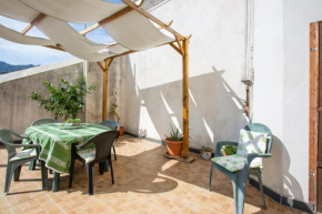 Spacious Apartment in Cava de' Tirreni with Mountain View.